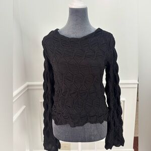 Black Textured Long-Sleeve Women's Top